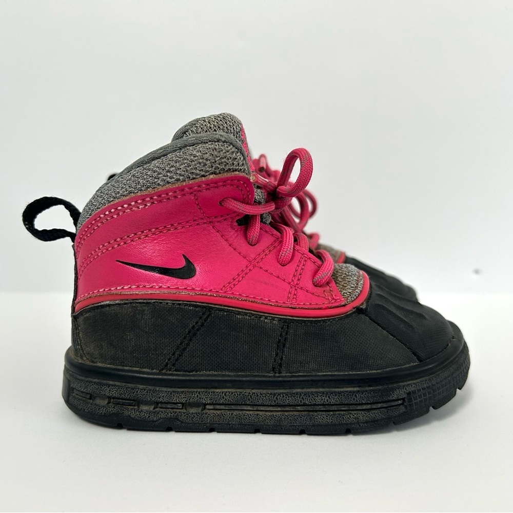 Nike Woodside 2 High Baby Toddler Boot Shoe Leather Rain Pink Gray Girl's Size 6 - Picture 4 of 11